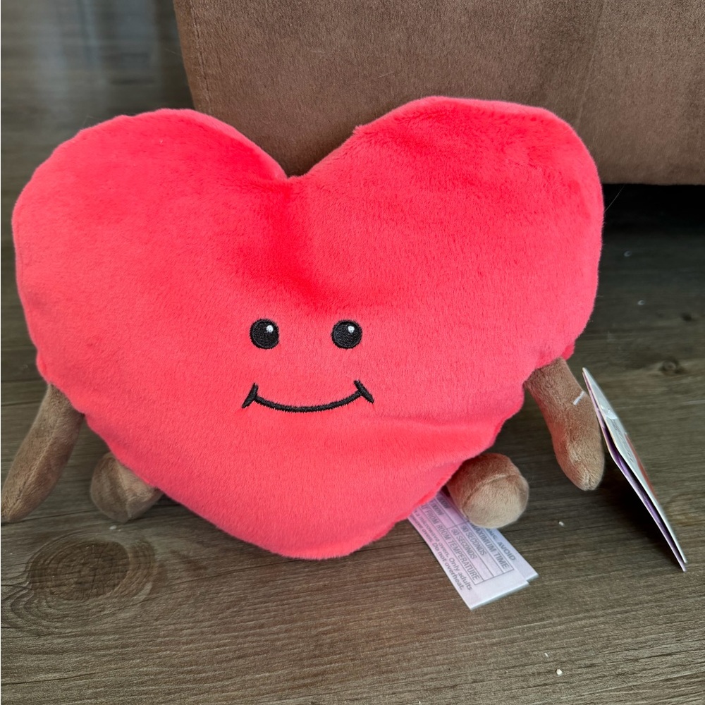 Warmies heart Valentine’s Day toy stuffed animal heating pad new with tags